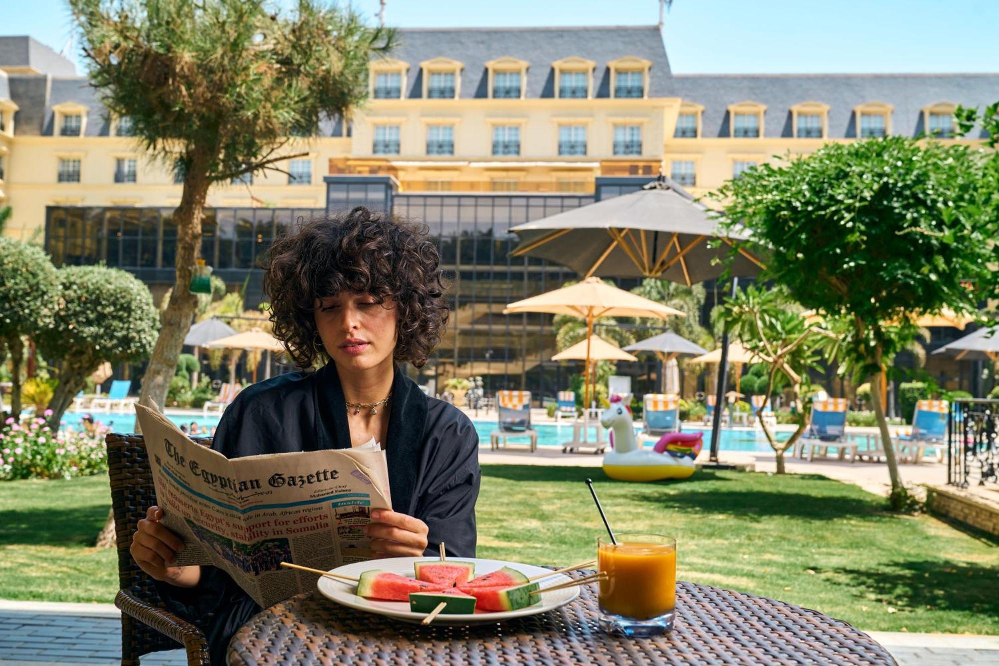 Renaissance Cairo Mirage City Hotel Экстерьер фото The hotel's garden
