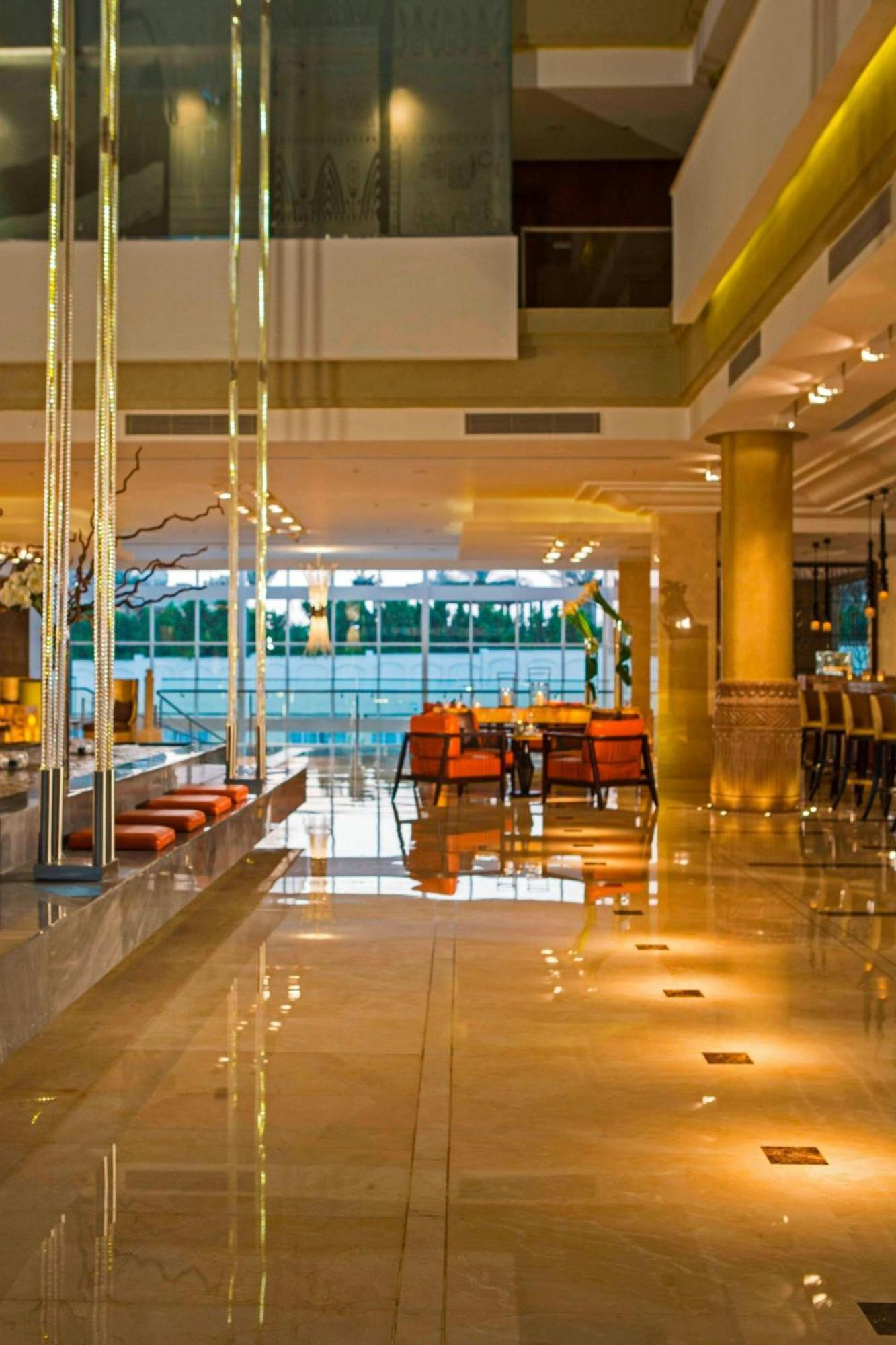 Renaissance Cairo Mirage City Hotel Экстерьер фото Lobby