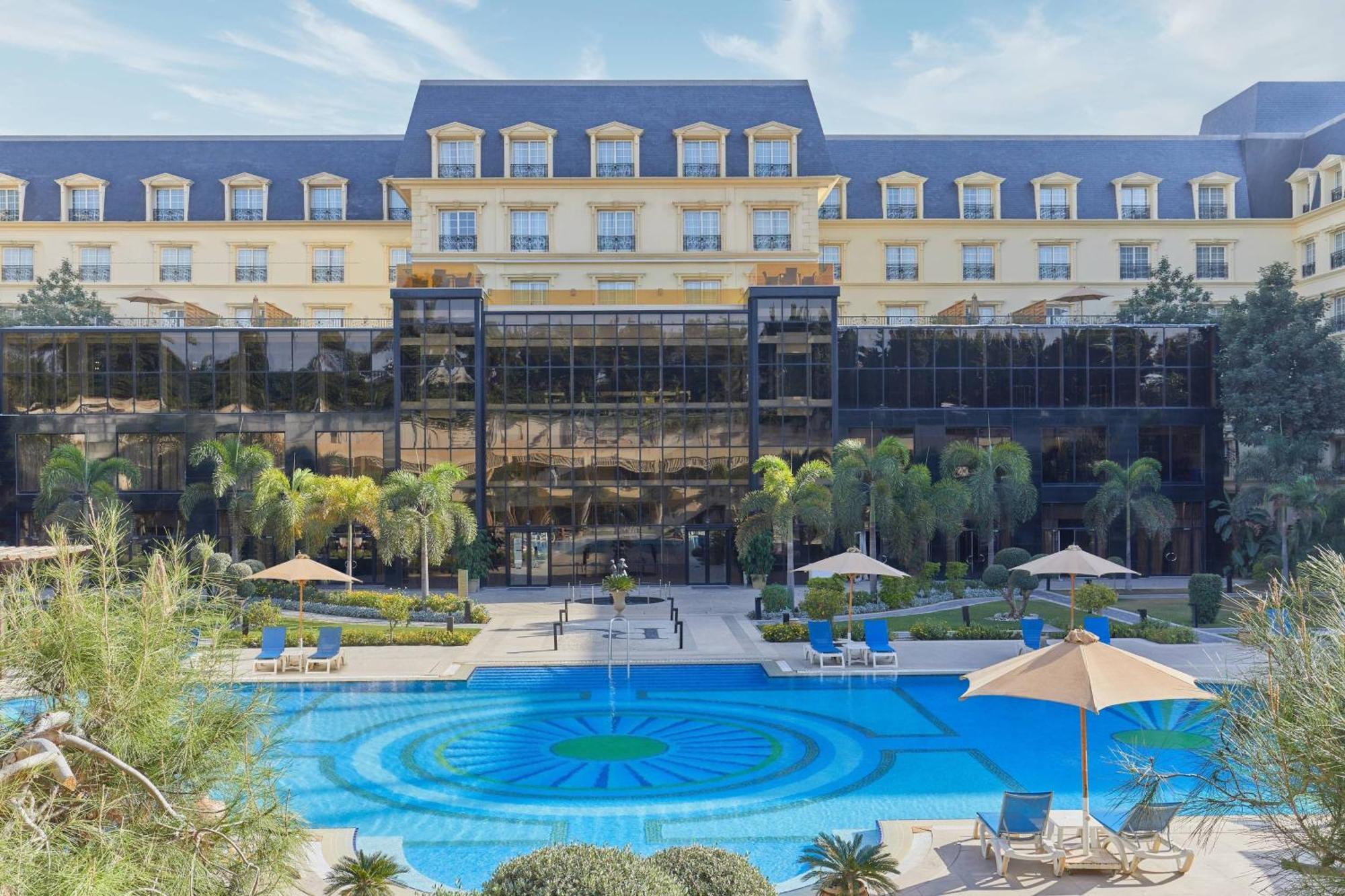 Renaissance Cairo Mirage City Hotel Экстерьер фото The hotel's main entrance