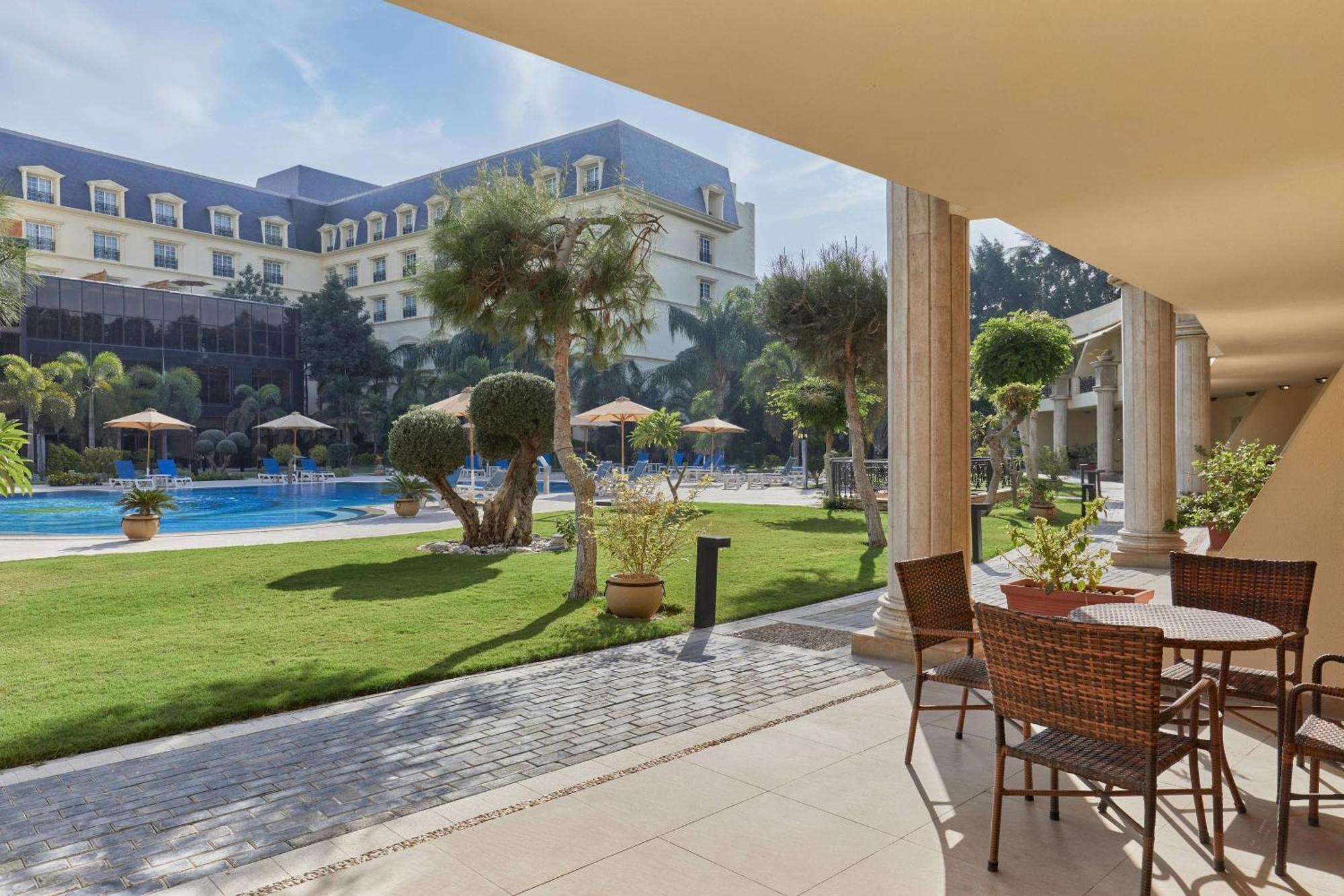 Renaissance Cairo Mirage City Hotel Экстерьер фото